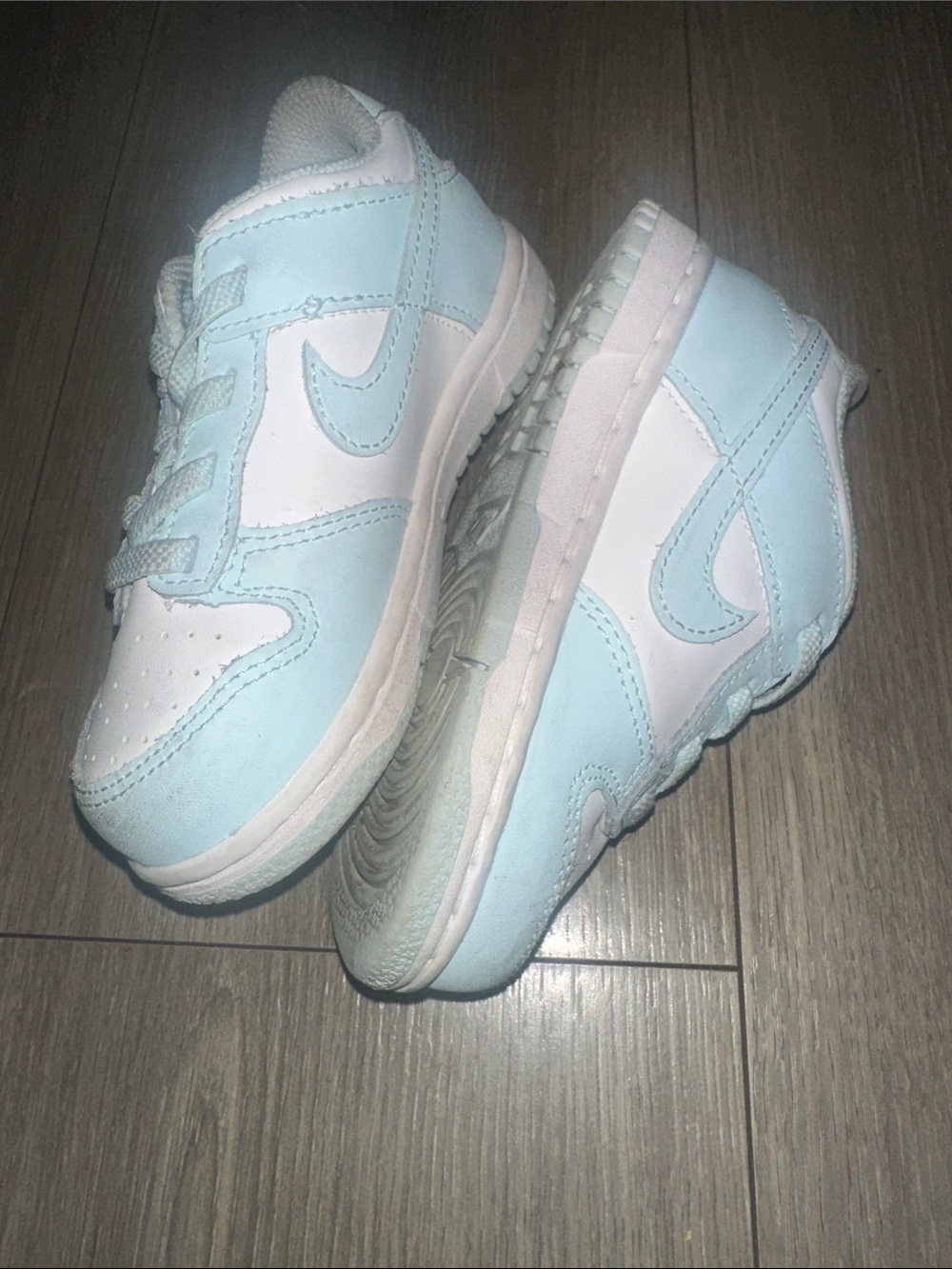 Nike Kids Low-Top Sneakers in Light Blue and White